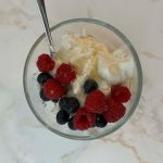 greek yogurt with honey